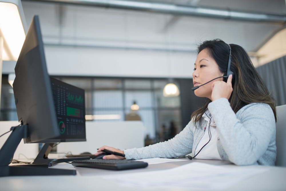 Contact Center Automation in 2026: Effective Strategies vs. Hype